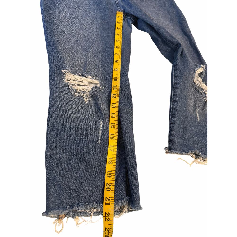 Good American Distressed Cropped Jeans - Picture 6 of 13